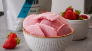 Low-Calorie Strawberry Yoghurt Bites
