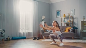 Los 10 mejores ejercicios para hacer en casa para mujeres