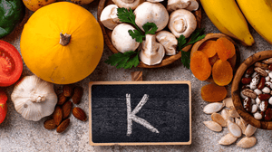 Vitamina K | Benefici, Alimenti Che la Contengono e Sintomi da Carenza