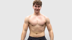 Student verliest 5 kg terwijl hij sterker wordt in een 30-dagen challenge