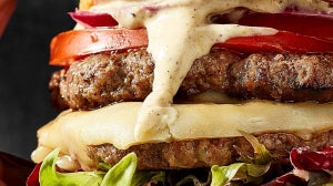Házi hamburger recept – igazi smashed burger otthon!