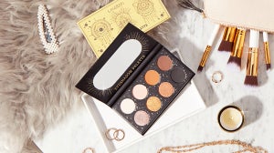 Meet The Magical LASplash Palette In Your November Box
