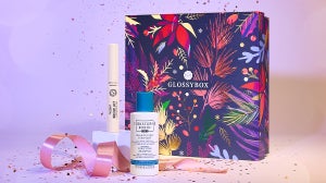 Découvrez la magie de la GLOSSYBOX Édition Limitée de Noël !