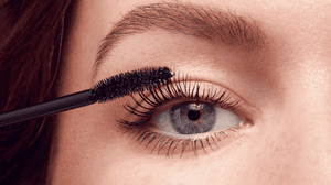 How to Stop Watery Eyes From Ruining Makeup