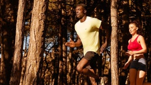 肌酸 服用最佳時間 | 健身前或健身後？