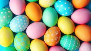 Fyll äggen med de här godbitarna i påsk