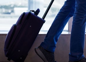 Can You Take A Razor in Hand Luggage?