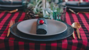 Wat helpt bij een opgeblazen gevoel na het eten van een kerstdiner?