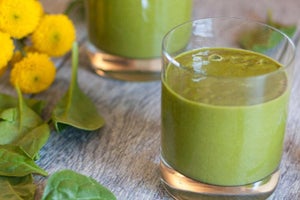 Recette de smoothie protéiné ultra-vert biologique