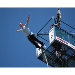 160ft Bungee Jumping Experience in London