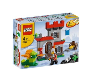 LEGO: Knight and Castle Building Set (5929)