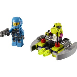 Lego Alien Conquest: Alien Striker