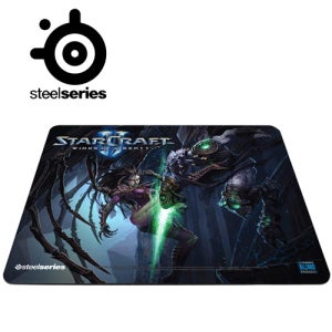 SteelSeries QcK Limited Edition StarCraft II Kerrigan vs. Zeratul Mouse Mat