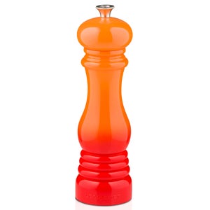 Le Creuset Classic Salt Mill - Volcanic