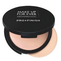 MAKE UP FOR EVER PRO FINISH, Fond de Teint Poudre Multi-Usage