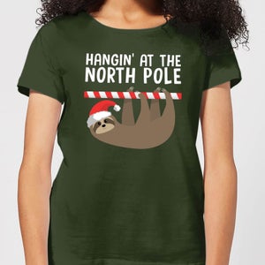 Hangin' At The North Pole Women's T-Shirt - Forest Green