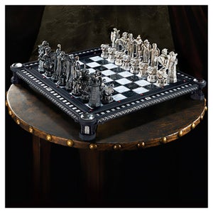 Harry Potter Final Challenge Chess Set