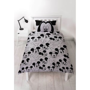 Mickey Mouse Sillhouette Duvet Set