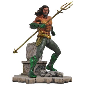 DC Gallery Aquaman PVC Statue 23cm