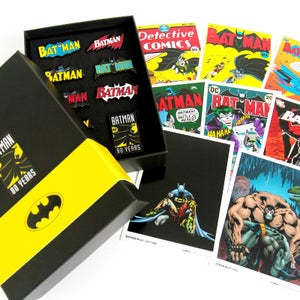Batman 80. Jubiläum Pin Badge & Art Karten Set