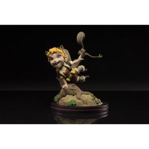 Quantum Mechanix Marvel Squirrel Girl Q-Fig Diorama