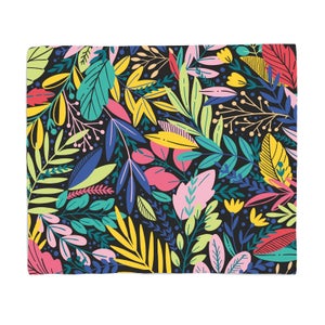 Dark Leaf Pattern Fleece Blanket