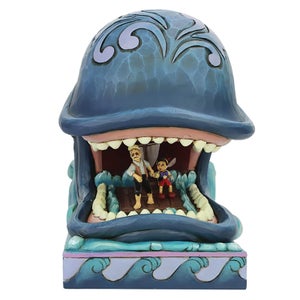Disney Traditions - Menuda ballena (Figura de monstruo con Geppetto y Pinocho)