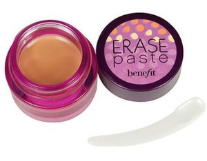 benefit Erase Paste