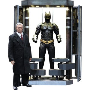Hot Toys Batman Armory With Alfred Pennyworth 1:6 Scale Figure