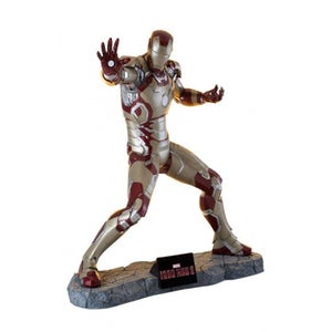 Muckle Mannequins Marvel - Iron Man 3 - Light Up Life Size Statue