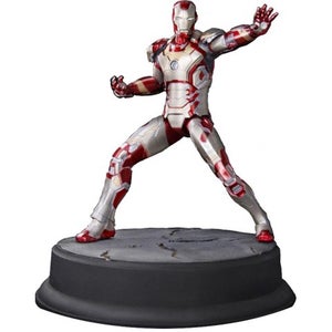 Dragon Models 1/9 Iron Man 3 Mk.XlII - Action Hero Vignette Snap Together