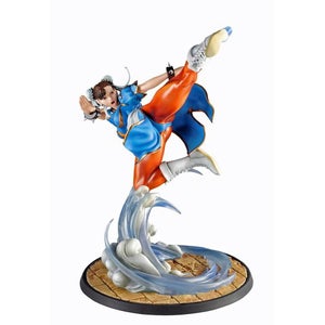 Sideshow Collectibles Street Fighter IV Chun-Li Ultra Statue