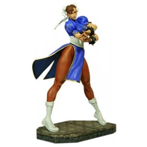 Hollywood Collectibles Street Fighter Chun-Li 1:4 Scale Statue