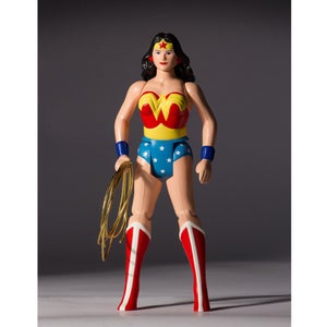 Gentle Giant DC Comics Wonder Woman Jumbo 1:6 Scale Figure
