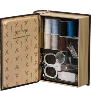 Pocket Folio Darn It Sewing Kit