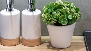 What’s The Difference Between Dry And Dehydrated Skin?