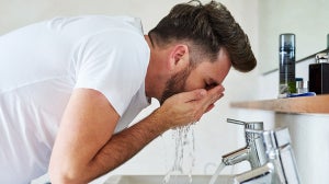How to Deal with Adult Acne