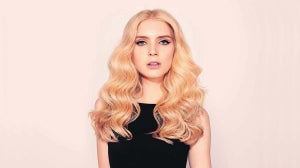 Beauty School: Welcher ghd Curve Lockenstab ist der richtige?