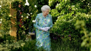 5 Reasons Why the Queen is Our Style Icon