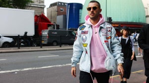 MyBag Man: Pink to Make the Boys Wink
