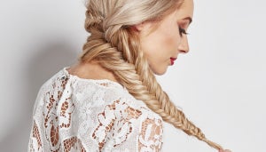 Romantic Hairstyles for This Valentine’s Day