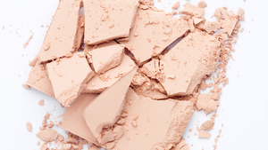 A No-Mess SPF Mineral Foundation for the Perfect Spring Coverage