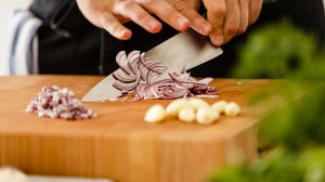 Benefits of Garlic + Monday ‘Pick Me Up’ Recipe