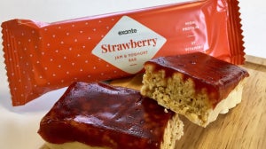 Product Spotlight | Strawberry Jam + Yoghurt Crunch Bar