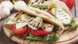 Piadina Vegetariana con Verdure e Mozzarella