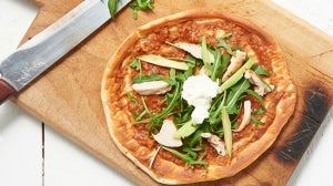 Pizza con Rúcula y Pollo