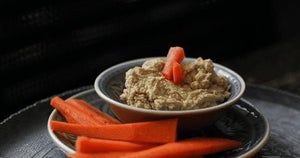Low Carb | Karottensticks mit leckerem Hummus