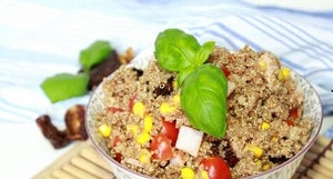 Abnehmen Rezepte | Quinoa Tomaten Salat mit Kräutern