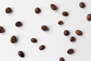 Integratori Caffeina | Proprietà, Benefici e Controindicazioni