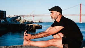 Jean-Pierre de Oliveira: do mundo empresarial a guru do yoga